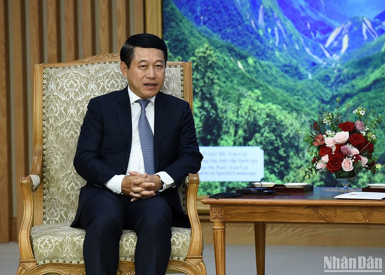 El dirigente laosiano habla en la cita.