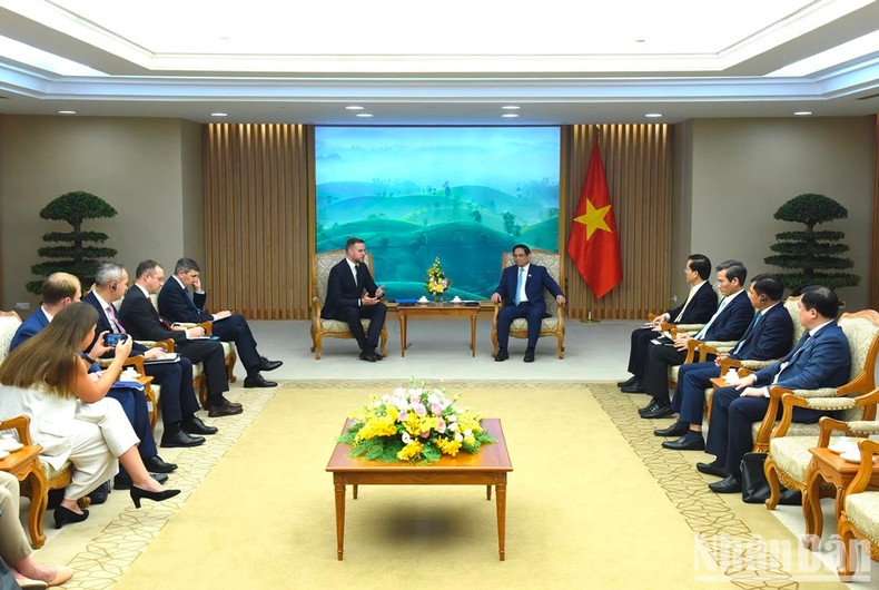 Panorama de la reunión.