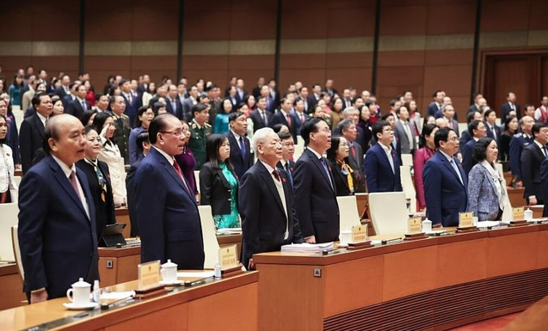 El secretario general del Partido Comunista de Vietnam, Nguyen Phu Trong, y dirigentes del Partido y del Estado, en la sesión inaugural de la quinta reunión extraordinaria de la Asamblea Nacional de la XV legislatura. (Fotografía: Nhan Dan) El secretario general del Partido Comunista de Vietnam, Nguyen Phu Trong, y dirigentes del Partido y del Estado, en la sesión inaugural de la quinta reunión extraordinaria de la Asamblea Nacional de la XV legislatura. (Fotografía: Nhan Dan)