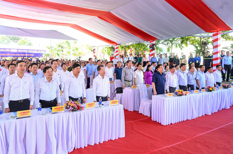 Acto de saludo a la bandera nacional.