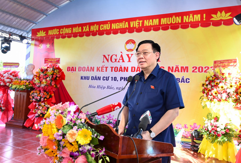 El jefe del Legislativo interviene en la cita.