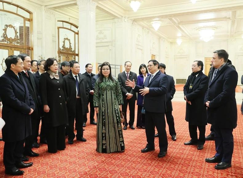 La obra arquitectónica está ubicada en Bucarest, capital de Rumania. La obra arquitectónica está ubicada en Bucarest, capital de Rumania.