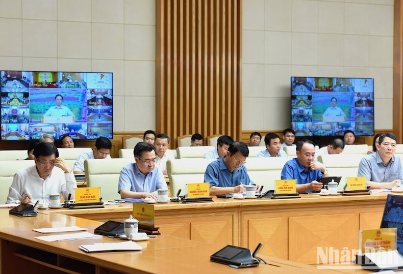 Representantes de las autoridades de los ministerios, departamentos y sectores.