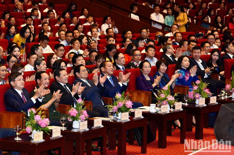 Los delegados a la ceremonia.