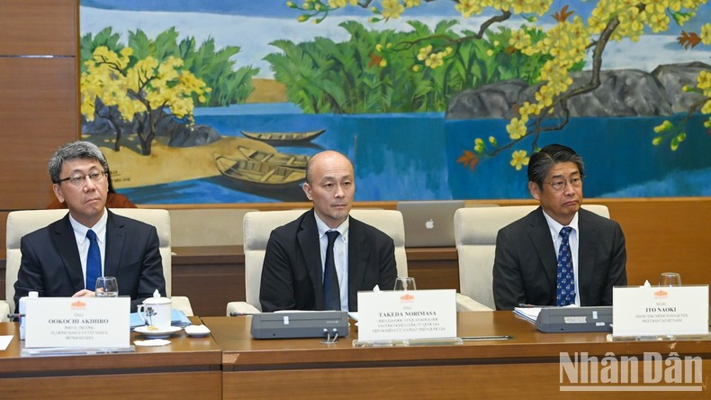 Miembros de la delegación japonesa. Miembros de la delegación japonesa.