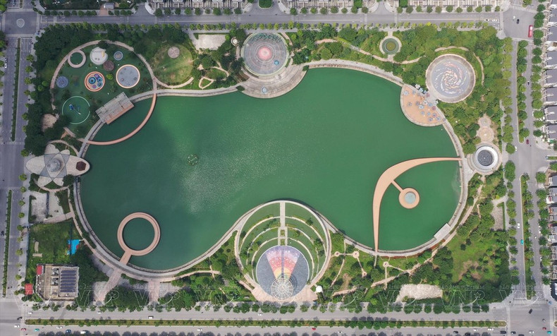 El punto central del Parque Astronómico es el lago Bach Hop Thuy, de seis hectáreas.