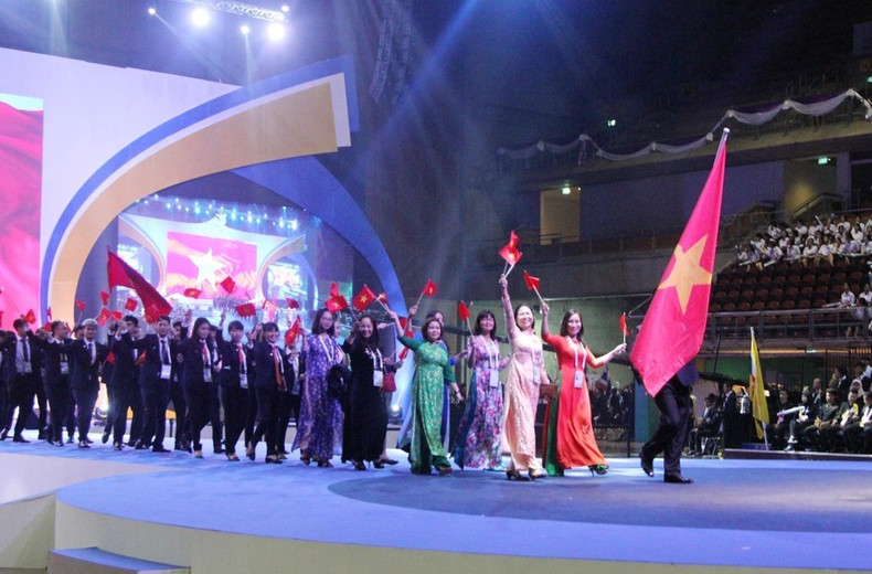 La delegación vietnamita asiste al XII Concurso de Habilidades de la Asean en Bangkok (Tailandia), del 31 de agosto al 4 de septiembre de 2018. La delegación vietnamita asiste al XII Concurso de Habilidades de la Asean en Bangkok (Tailandia), del 31 de agosto al 4 de septiembre de 2018.