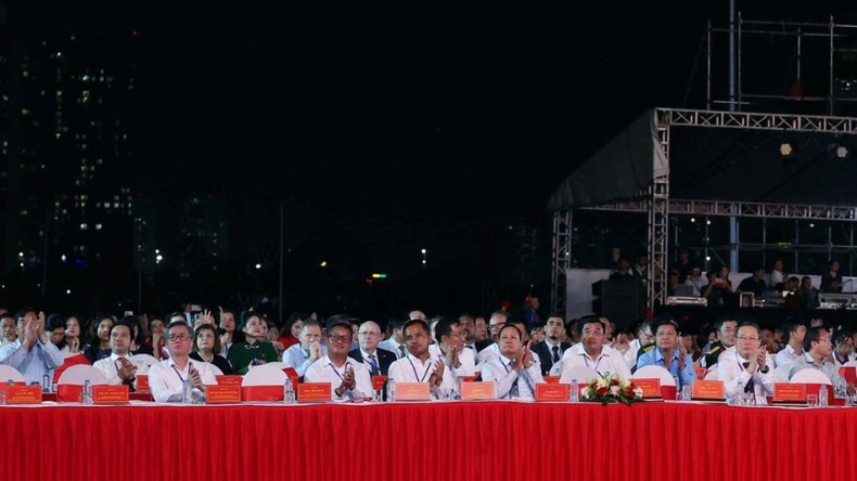 Invitados a la velada. Invitados a la velada.