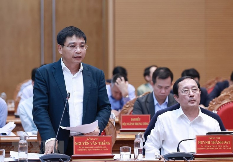 El ministro de Transporte, Nguyen Van Thang.