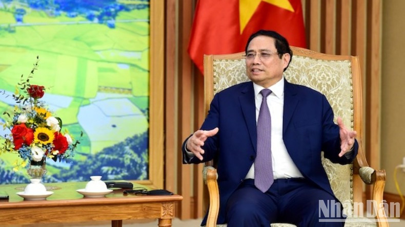 El dirigente anfitrión da sus palabras. El dirigente anfitrión da sus palabras.