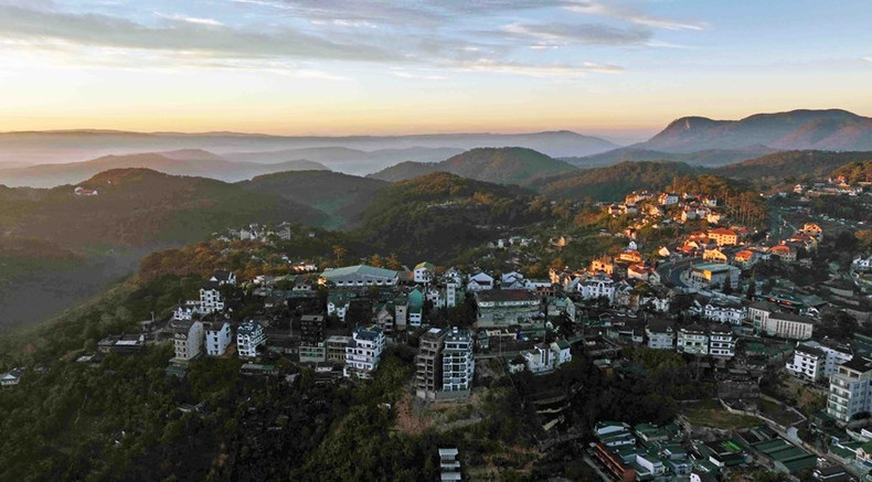 Amanecer en la ciudad de Da Lat.