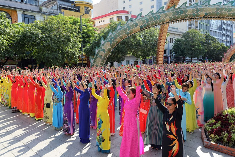 El programa se enmarca en el Festival del Ao Dai de Ciudad Ho Chi Minh 2024. (Fotografía: Revista Vietnam)