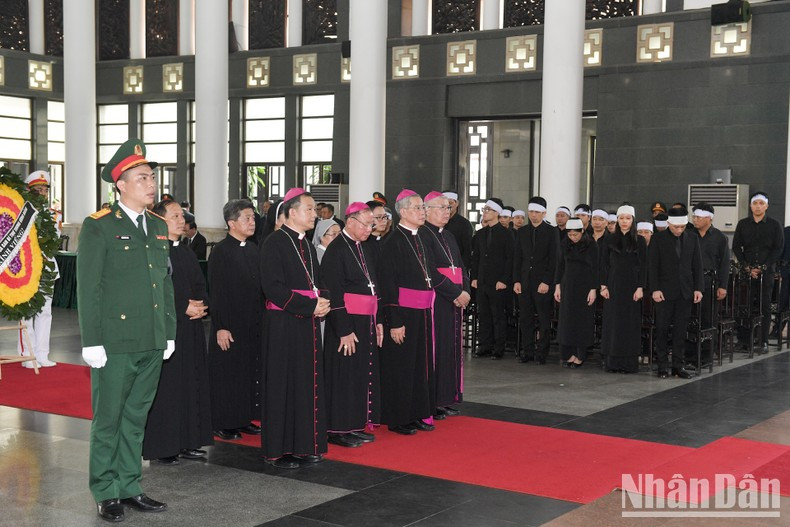 La delegación de la Iglesia Católica de Vietnam. La delegación de la Iglesia Católica de Vietnam.