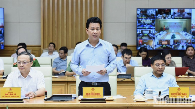 El ministro de Recursos Naturales y Medio Ambiente, Dang Quoc Khanh. El ministro de Recursos Naturales y Medio Ambiente, Dang Quoc Khanh.