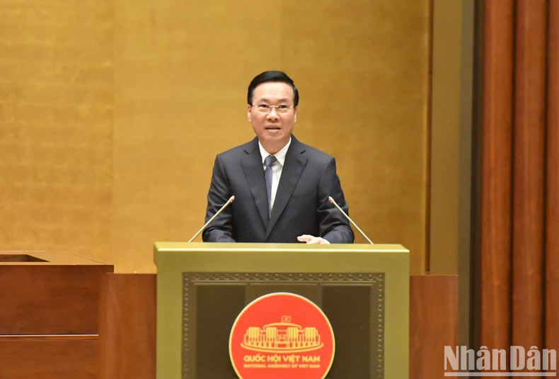 Su discurso trata sobre la promoción de las tradiciones de gran unidad nacional para construir un país cada vez más próspero y feliz.