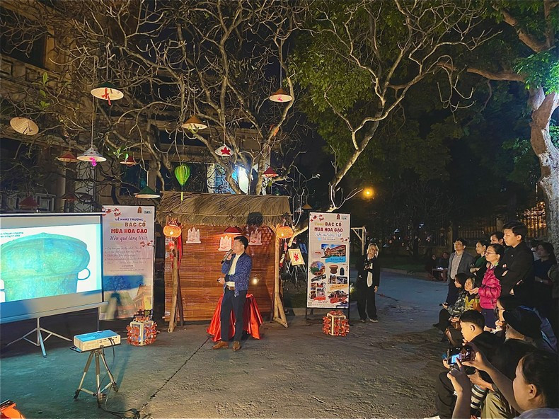 En una sesión de “Sonido de Dong Co”. En una sesión de “Sonido de Dong Co”.