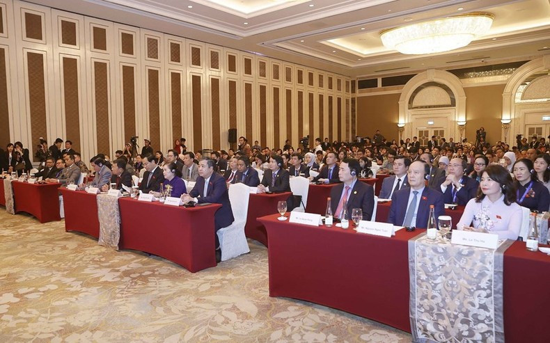 Delegados al Foro. Delegados al Foro.