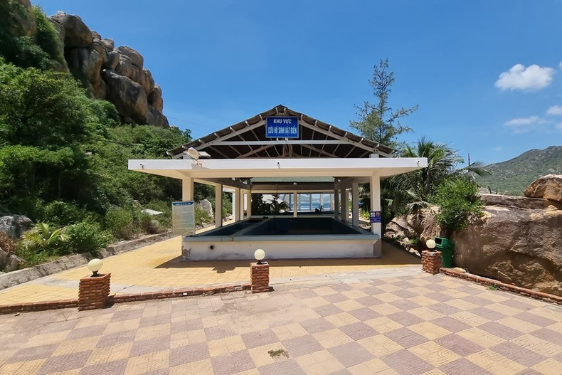 Área de rescate de la vida marina en el Parque Nacional de Nui Chua, provincia de Ninh Thuan. Área de rescate de la vida marina en el Parque Nacional de Nui Chua, provincia de Ninh Thuan.