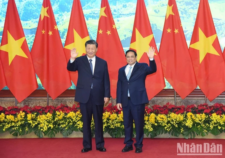 Xi realiza una visita de Estado a Vietnam del 12 al 13 de este mes por invitación del secretario general del Partido Comunista de Vietnam, Nguyen Phu Trong, y del presidente del país, Vo Van Thuong. Xi realiza una visita de Estado a Vietnam del 12 al 13 de este mes por invitación del secretario general del Partido Comunista de Vietnam, Nguyen Phu Trong, y del presidente del país, Vo Van Thuong.