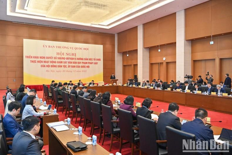 Escena de la cita, efectuada en la Casa Parlamentaria, en Hanói. Escena de la cita, efectuada en la Casa Parlamentaria, en Hanói.