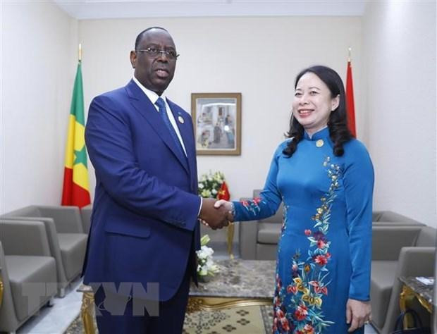 La vicepresidenta de Vietnam, Vo Thi Anh Xuan, y el presidente de Senegal, Macky Sall. (Fotografía: VNA)