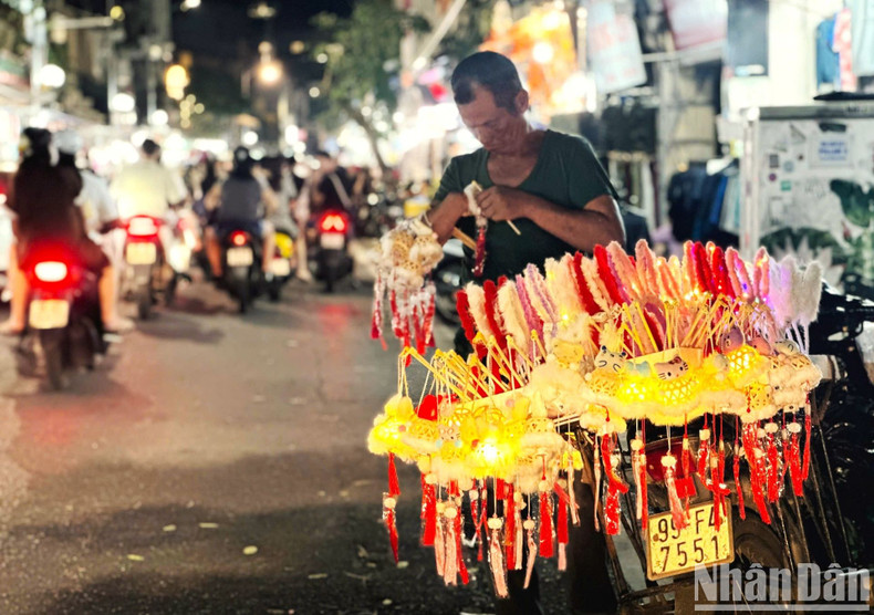A esta festividad también se le llama festival de los niños o de la reunión familiar. A esta festividad también se le llama festival de los niños o de la reunión familiar.
