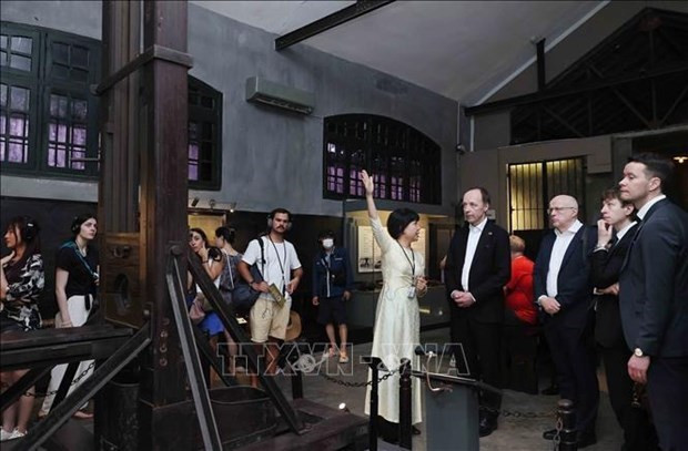 En la reliquia de la prisión de Hoa Lo (Foto: VNA)