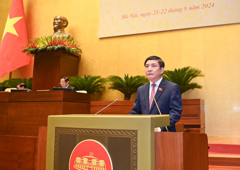 El secretario general de la Asamblea Nacional (AN) del Parlamento y jefe de la Oficina Parlamentaria, Bui Van Cuong. El secretario general de la Asamblea Nacional (AN) del Parlamento y jefe de la Oficina Parlamentaria, Bui Van Cuong.