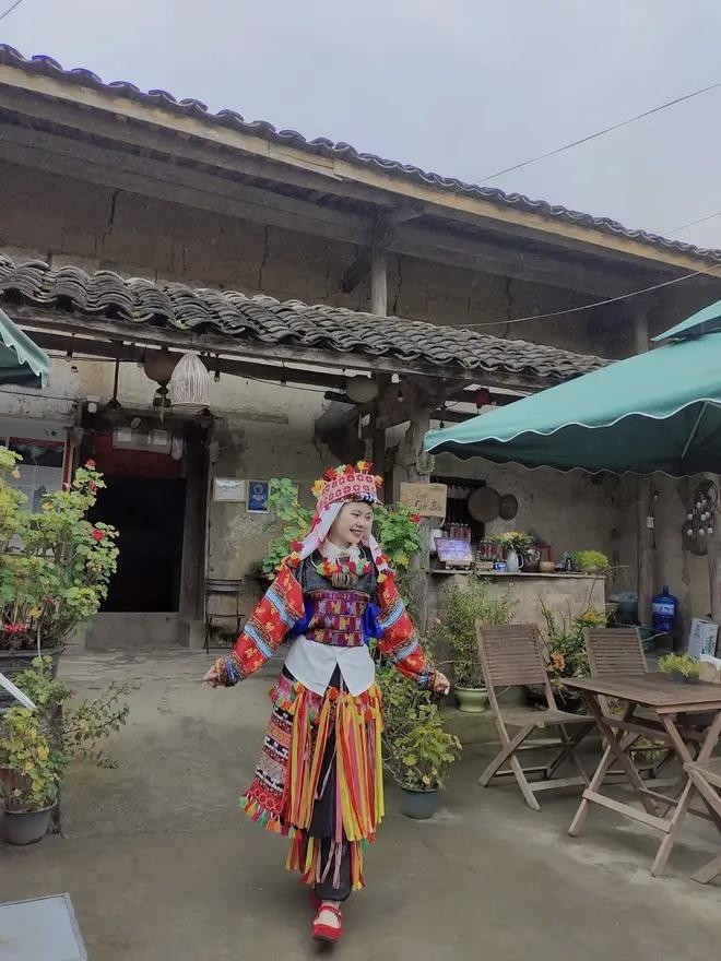 La joven de la minoría étnica de Lo Lo, Diu Thi Huong. (Fuente:VNA) La joven de la minoría étnica de Lo Lo, Diu Thi Huong. (Fuente:VNA)