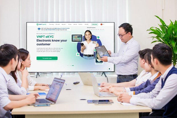 Vietnam cuenta con plataforma de identificación electrónica de mil millónes de usuarios (Fuente: hanoimoi.vn) Vietnam cuenta con plataforma de identificación electrónica de mil millónes de usuarios (Fuente: hanoimoi.vn)