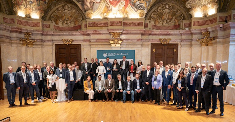 Asistentes al evento. Asistentes al evento.