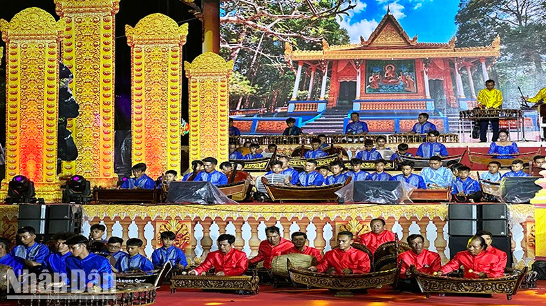 La música Ngu am se tocaba en los rituales de la pagoda. La música Ngu am se tocaba en los rituales de la pagoda.