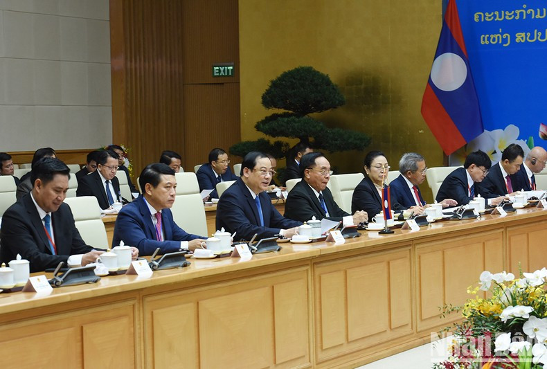 Los delegados laosianos. Los delegados laosianos.