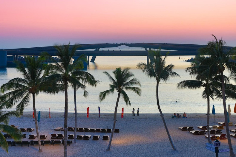 El Puente del Beso es uno de los mejores lugares del mundo para contemplar la puesta de sol. (Foto: Quy Coc Tu)