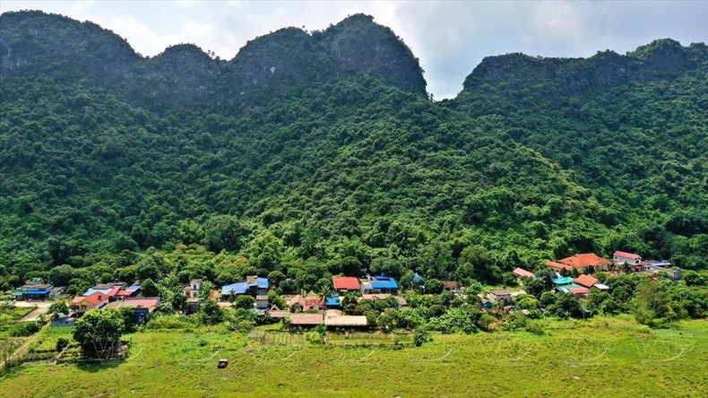 La antigua aldea de Viet Hai está ubicada en Cat Ba y es un destino turístico memorable para los visitantes de Hai Phong. (Fuente: VNA) La antigua aldea de Viet Hai está ubicada en Cat Ba y es un destino turístico memorable para los visitantes de Hai Phong. (Fuente: VNA)