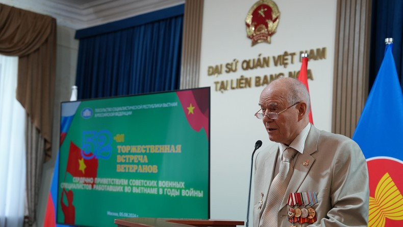 El presidente de la Asociación de Veteranos Rusos que trabajaron en Vietnam, Nikolai Kosenik. El presidente de la Asociación de Veteranos Rusos que trabajaron en Vietnam, Nikolai Kosenik.