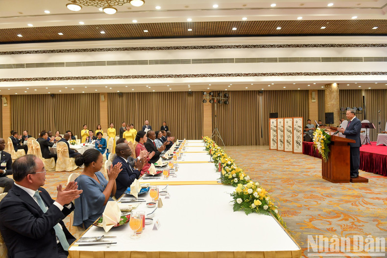 Panorama del evento. Panorama del evento.