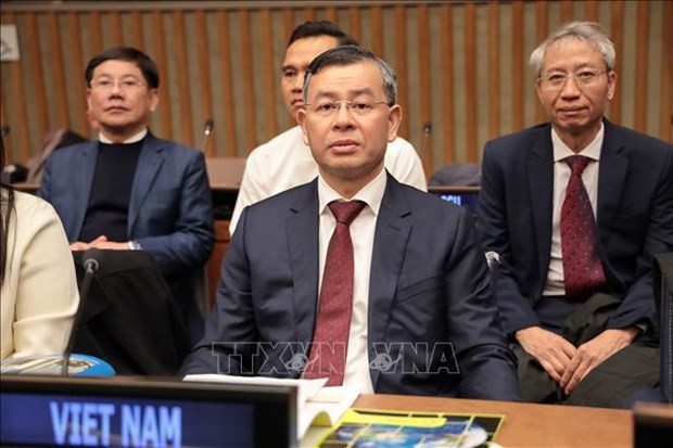 El auditor general estatal de Vietnam, Ngo Van Tuan, asiste a la reunión. (Fuente: VNA) El auditor general estatal de Vietnam, Ngo Van Tuan, asiste a la reunión. (Fuente: VNA)