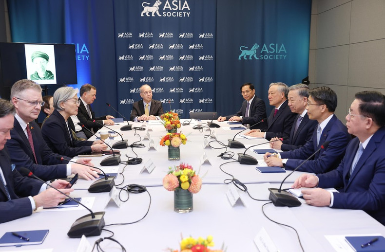 En el encuentro. (Fuente:VNA)