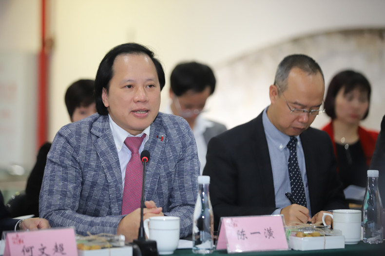 Tran Nhat Hoang, subjefe del Departamento de Cooperación Internacional de la cartera vietnamita. Tran Nhat Hoang, subjefe del Departamento de Cooperación Internacional de la cartera vietnamita.