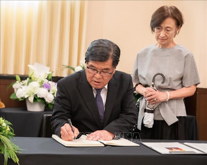 El exembajador de Japón en Vietnam Sakaba Mitsuo. El exembajador de Japón en Vietnam Sakaba Mitsuo.