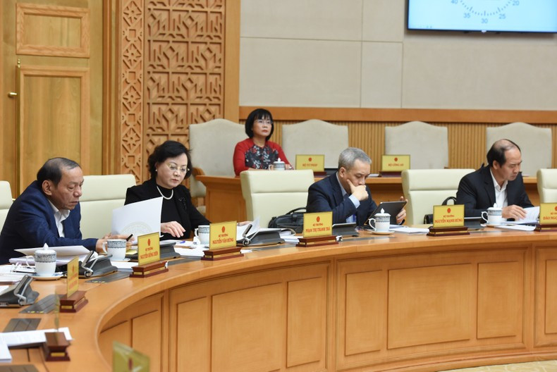 Representantes de ministerios y sectores asisten a la reunión. Representantes de ministerios y sectores asisten a la reunión.