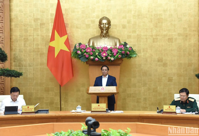 El premier vietnamita asiste a la reunión. El premier vietnamita asiste a la reunión.