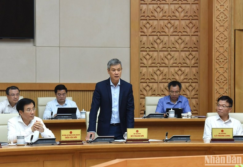 Representante de la Cancillería de Vietnam. Representante de la Cancillería de Vietnam.