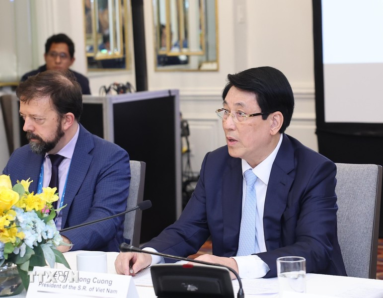 El jefe del Estado vietnamita habla en la cita.