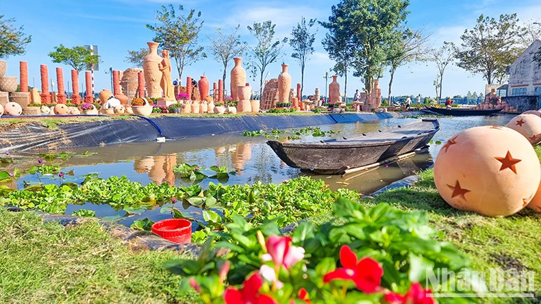 Vinh Long inaugurará parque de cerámica roja ảnh 2 Vinh Long inaugurará parque de cerámica roja ảnh 2
