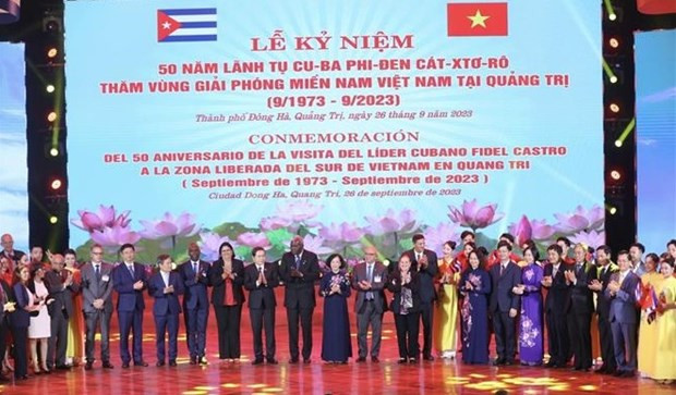 En el acto en conmemoración del 50 aniversario de la histórica visita del líder de la Revolución cubana Fidel Castro a la zona liberada del sur de Vietnam en Quang Tri (Fuente: VNA)