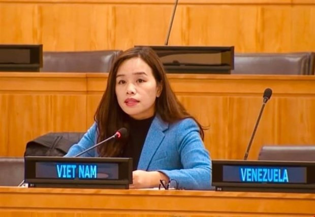 La ministra consejera Le Thi Minh Thoa, representante adjunta de la misión permanente de Vietnam ante las Naciones Unidas (Foto: VNA) La ministra consejera Le Thi Minh Thoa, representante adjunta de la misión permanente de Vietnam ante las Naciones Unidas (Foto: VNA)
