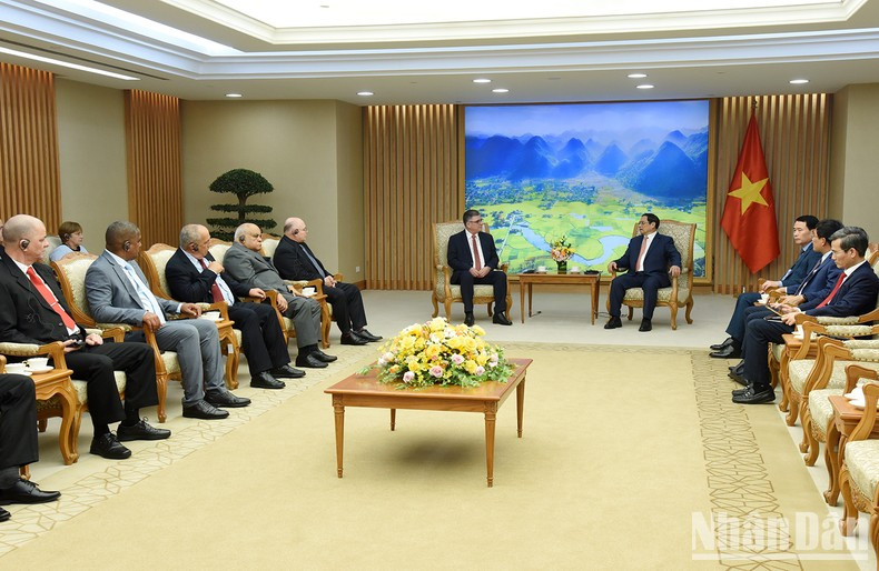 Vista del encuentro. Vista del encuentro.