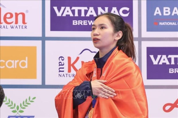 La atleta Le Thi Hien se desempeñó de manera excelente y ganó la primera medalla de oro para Vovinam Vietnam (Fuente: VNA) La atleta Le Thi Hien se desempeñó de manera excelente y ganó la primera medalla de oro para Vovinam Vietnam (Fuente: VNA)